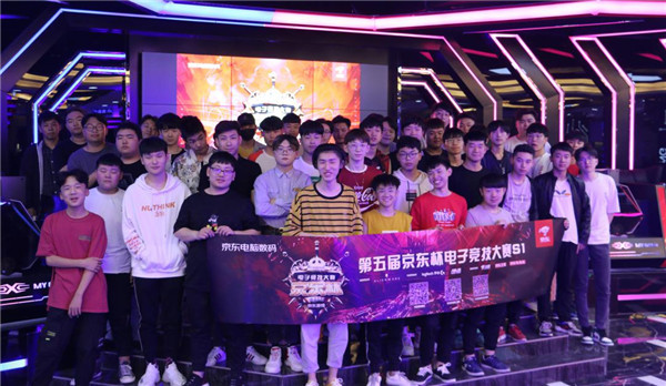 强的阵容 强的阵容